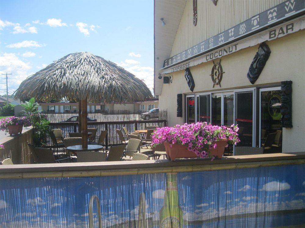 Hotel-Motel Coconut Труа-Ривьер Экстерьер фото