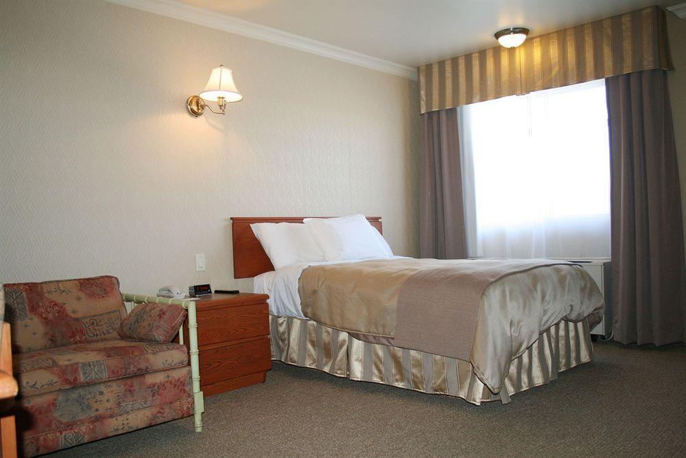 Hotel-Motel Coconut Труа-Ривьер Экстерьер фото