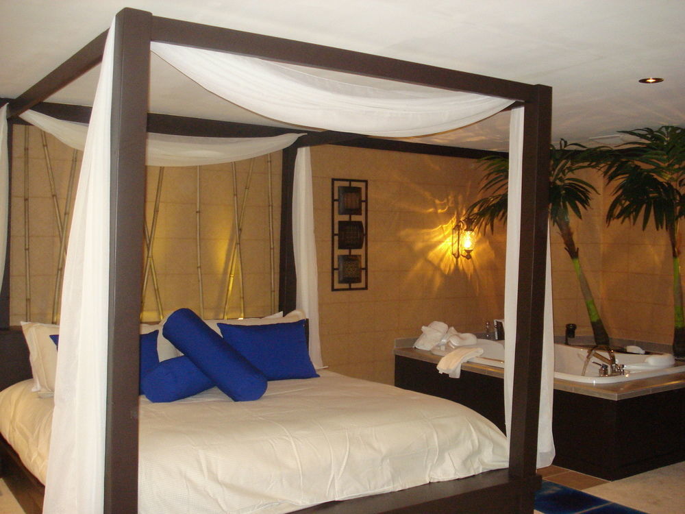 Hotel-Motel Coconut Труа-Ривьер Экстерьер фото