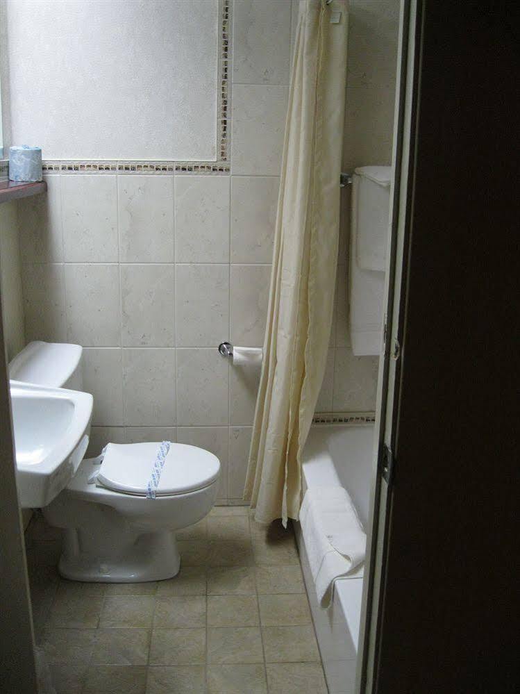 Hotel-Motel Coconut Труа-Ривьер Экстерьер фото